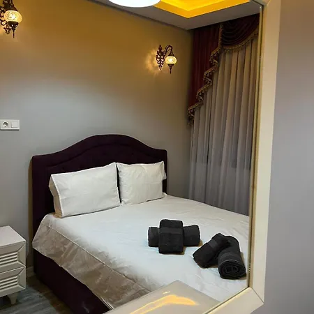 Aparthotel Taksim Cmlm 2*