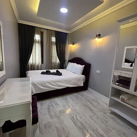 Taksim Cmlm 公寓式酒店 2*