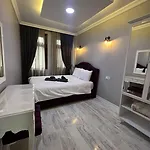 Taksim Cmlm Aparthotel 3*
